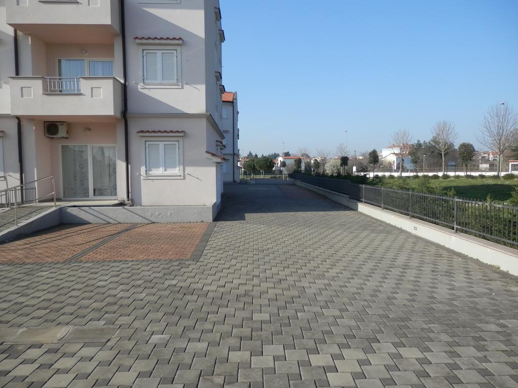 Apartments Nautica Новиград Экстерьер фото